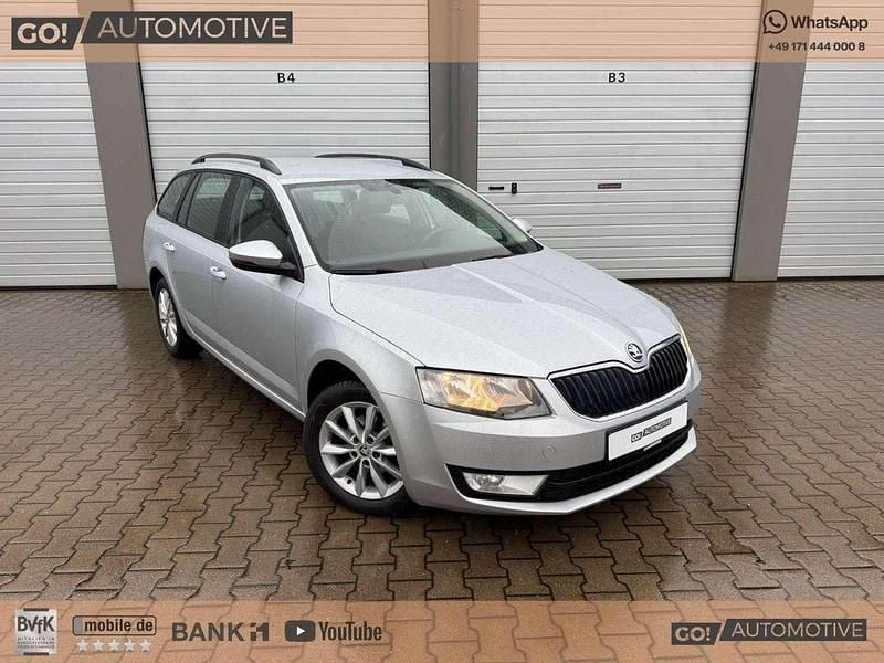 Gebraucht Skoda Octavia Ambition 105 PS (77 kW) 2015 Silber Kleinwagen