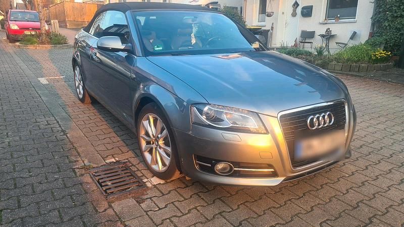 Gebraucht Audi A3 Cabriolet 105 PS (77 kW) 2012 Grau Cabrio
