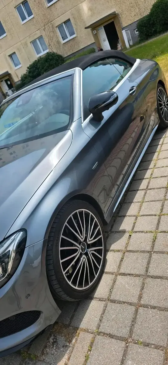 Gebraucht Mercedes C250 AMG 211 PS (155 kW) 2018 Grau Cabrio