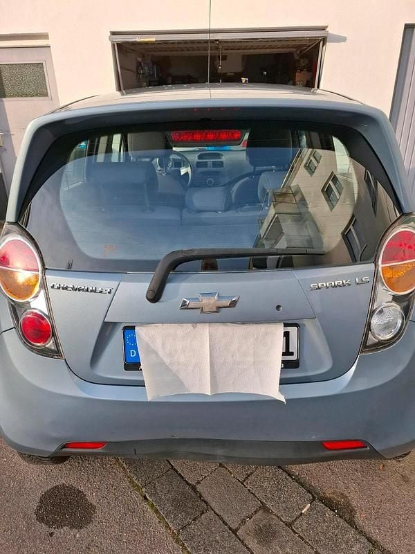 Gebraucht Chevrolet Spark 70 PS (51 kW) 2012 Blau Kleinwagen