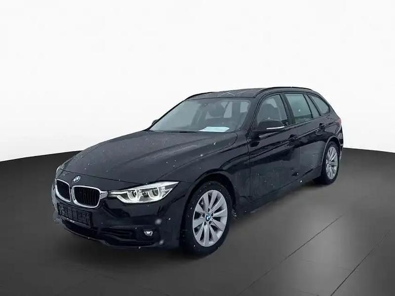 Gebraucht BMW 318 Advantage 136 PS (100 kW) 2019 Schwarz ii (schwarz) Kombi