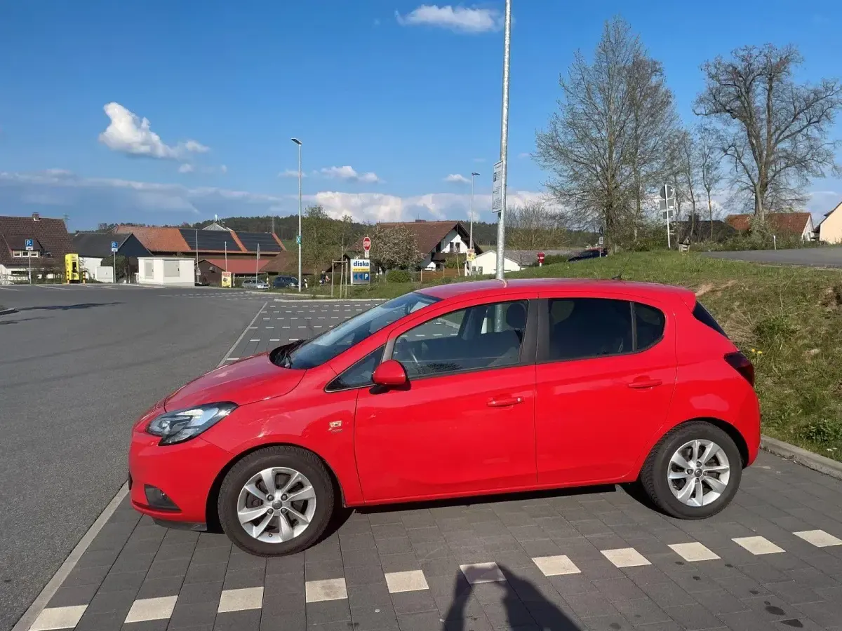 Usata Opel Corsa Active 101 CV (74 kW) 2017 Rosso Utilitaria
