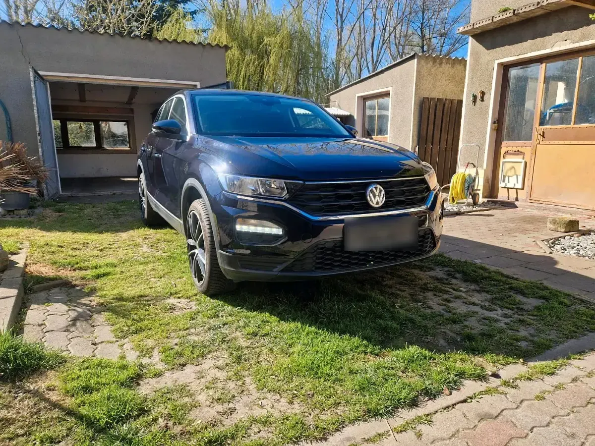 Gebraucht VW T-Roc 116 PS (85 kW) 2018 Schwarz SUV