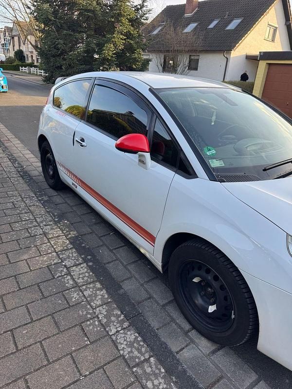 Used Citroën C4 150 HP (110 kW) 2009 White Coupe