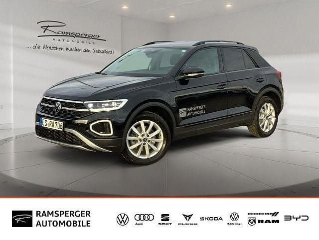 Gebraucht VW T-Roc Style 150 PS (110 kW) 2025 Schwarz (deep black perleffekt) SUV