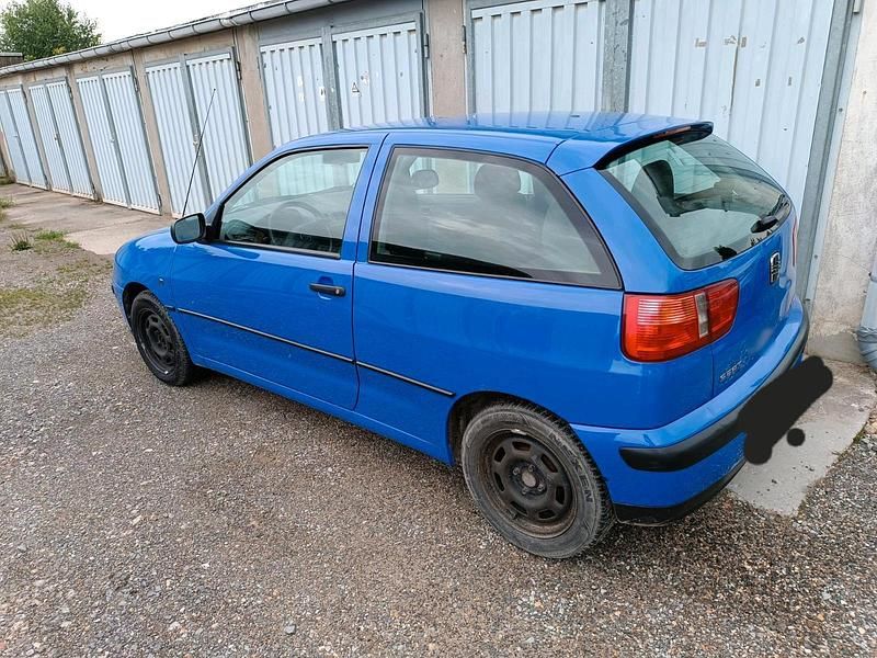 Gebraucht Seat Ibiza 75 PS (55 kW) 2000 Blau Kleinwagen
