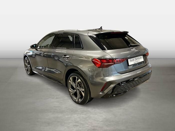 Gebraucht Audi A3 S-Line 204 PS (150 kW) 2025 Daytonagrau perleffekt Limousine