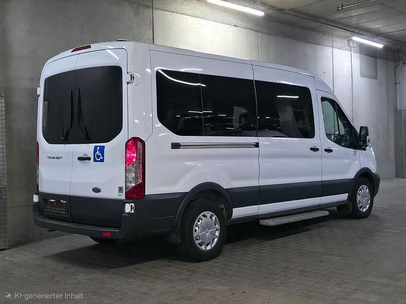 Gebraucht Ford Transit 131 PS (96 kW) 2019 Weiß Kombi
