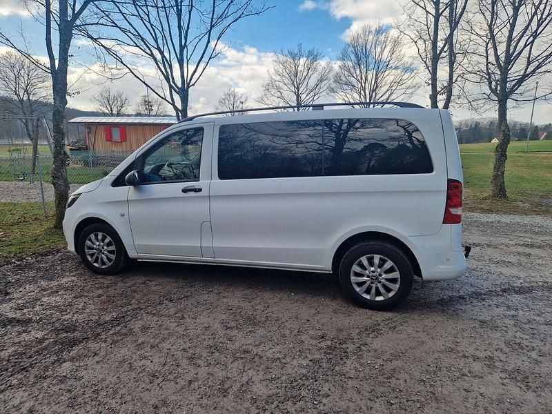 Gebraucht Mercedes Vito 114 PS (83 kW) 2018 Weiß Van