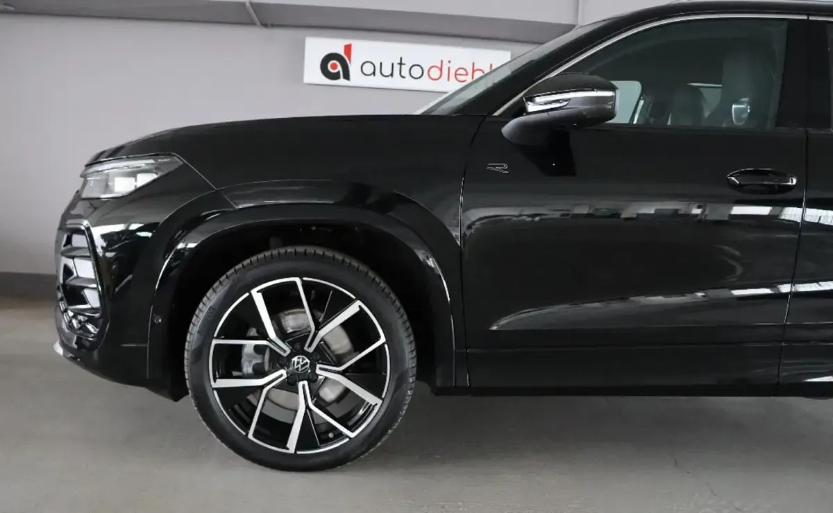Gebraucht VW Tayron R-line 193 PS (141 kW) 2026 SUV