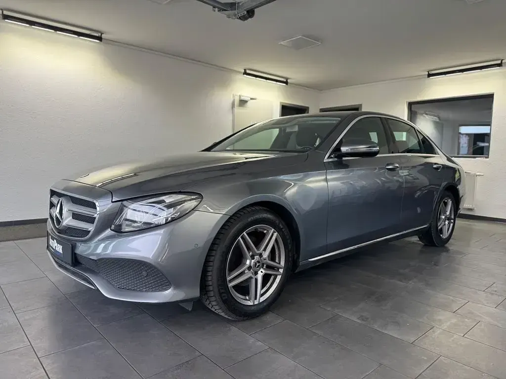 Gebraucht Mercedes E200 Avantgarde 184 PS (135 kW) 2017 Grau Limousine
