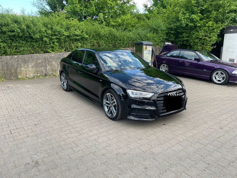 Schwarz Gebraucht 2018 Audi A3 S-Line Limousine | 22.999 € (Etwas zu teuer) - Bild 1/4
