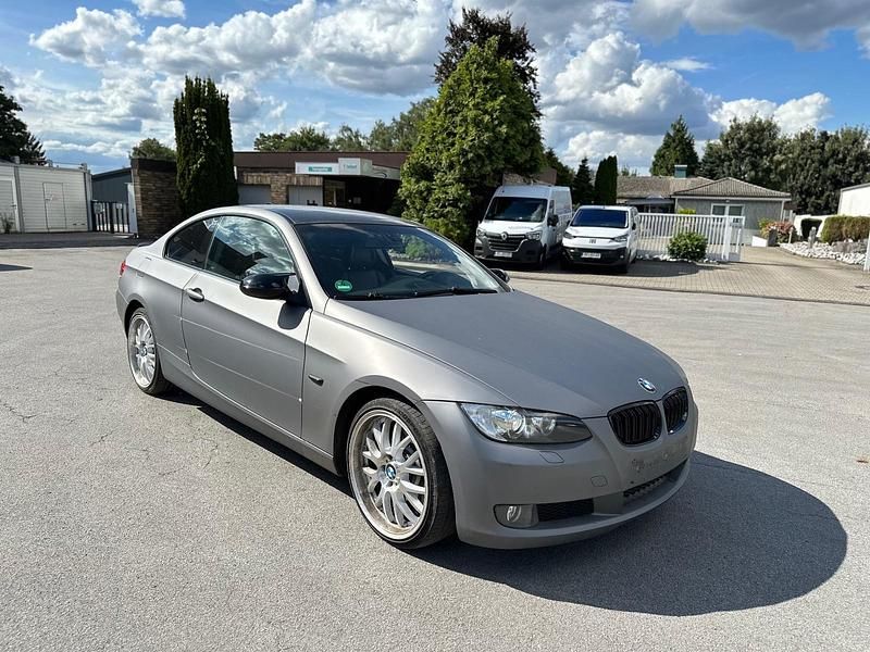 Grau Gebraucht 2008 BMW 325 M Performance Coupé | 4.350 € - Bild 1/4