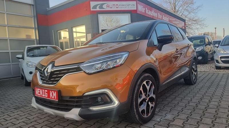 Gebraucht Renault Captur Intens 118 PS (86 kW) 2018 Taklamakam orange met (metallic) SUV