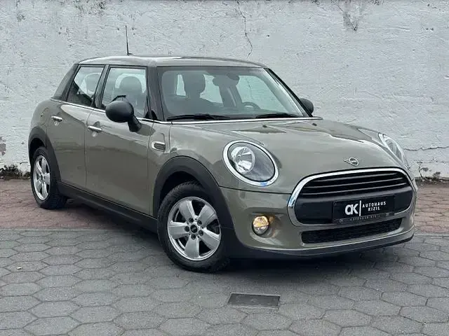 Gebraucht Mini One D 95 PS (69 kW) 2018 Grau Kleinwagen