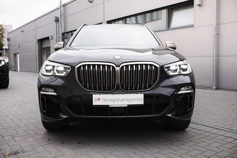 Gebraucht BMW X5 M 530 PS (389 kW) 2021 Black sapphire metallic SUV