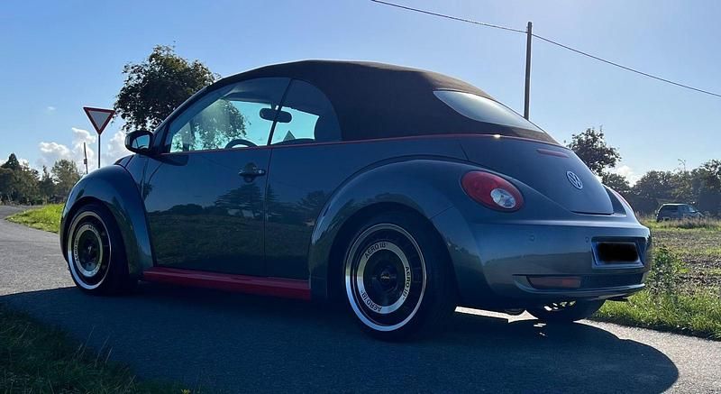 Gebraucht VW New Beetle 102 PS (75 kW) 2009 Schwarz Kleinwagen