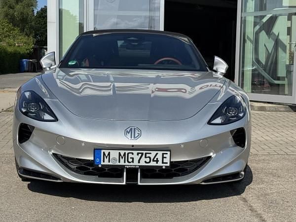 Neu MG Cyberster 375 kW (510 PS) 2025 Beige Cabrio