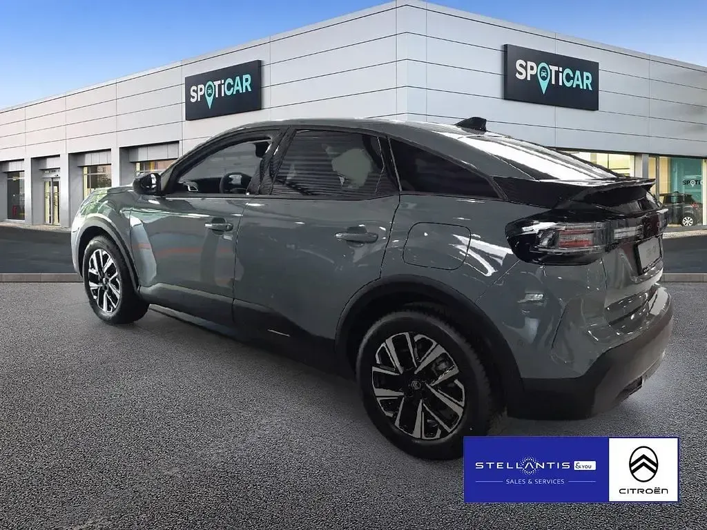 Neu Citroën C4 136 PS (100 kW) 2026 Grün SUV
