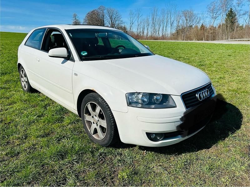 Weiß Gebraucht 2006 Audi A3 Kleinwagen | 600 € (Superpreis) - Bild 1/4