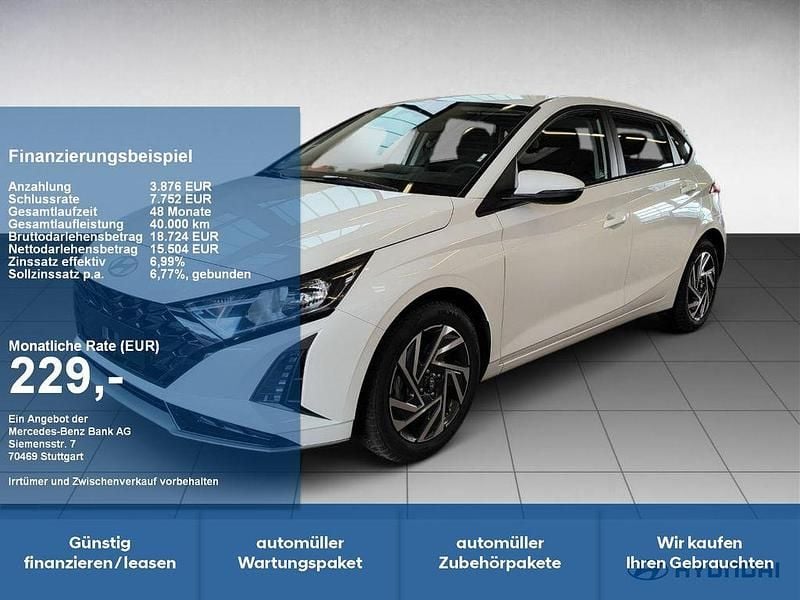 Weiß Gebraucht 2024 Hyundai i20 Trend Limousine | 19.380 € (Fairer Preis) - Bild 1/4