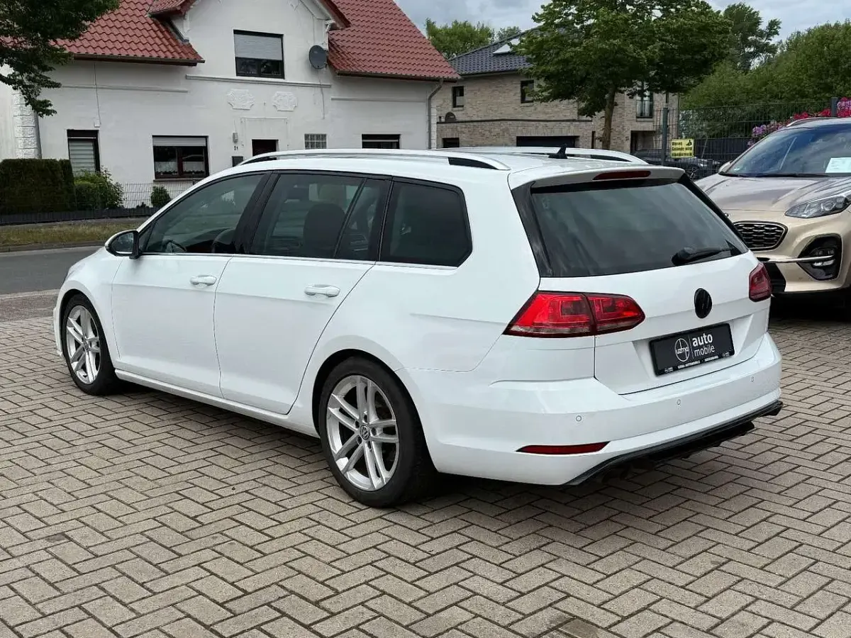 Gebraucht VW Golf R-line 150 PS (110 kW) 2015 Weiß SUV