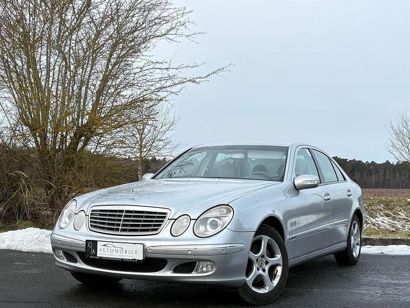 Gebraucht Mercedes E240 Elegance 177 PS (130 kW) 2002 Silber Limousine