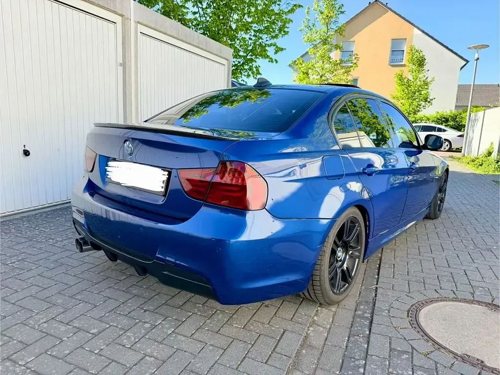 Gebraucht BMW 330 M Sport 272 PS (200 kW) 2011 Blau Limousine