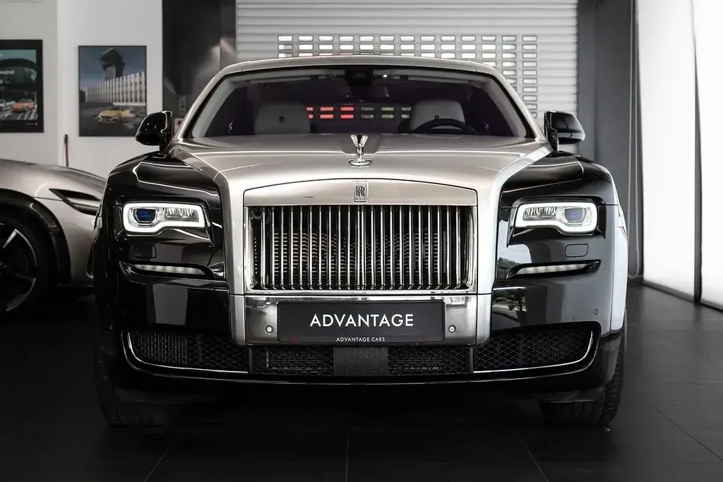 Gebraucht Rolls Royce Ghost 571 PS (419 kW) 2016 Schwarz Limousine