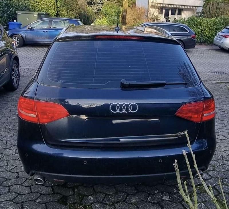 Gebraucht Audi A4 S-Line 190 PS (139 kW) 2010 Blau Kombi