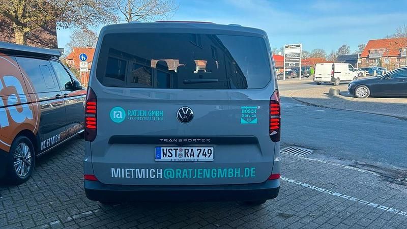 Gebraucht VW Transporter 150 PS (110 kW) 2026 Grau Van