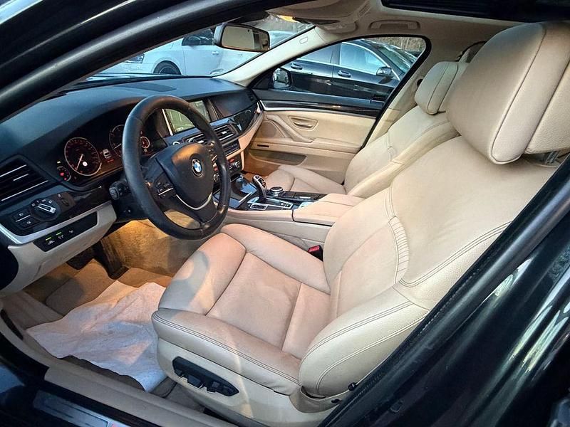 Gebraucht BMW 530 Comfort Edition 258 PS (189 kW) 2013 Grau Kombi