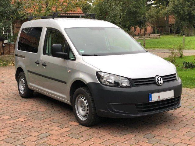 Silber Gebraucht 2012 VW Caddy Van / Kleinbus | 2.100 € - Bild 1/4