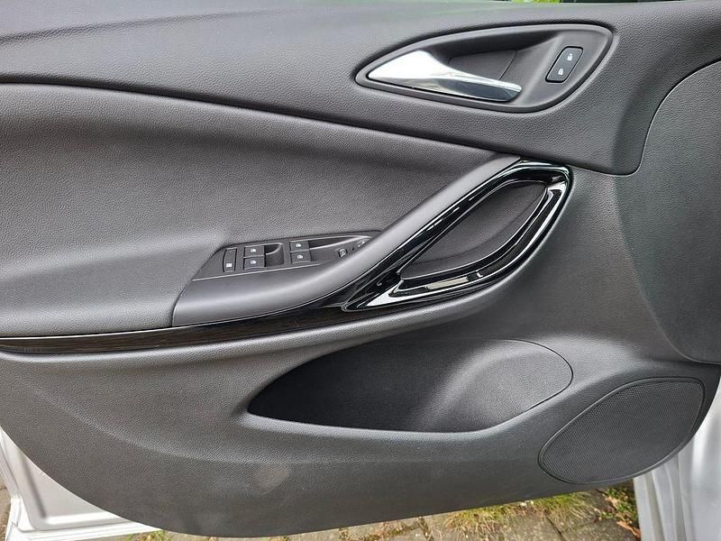 Gebraucht Opel Astra Elegance 110 PS (80 kW) 2022 Silber Kombi