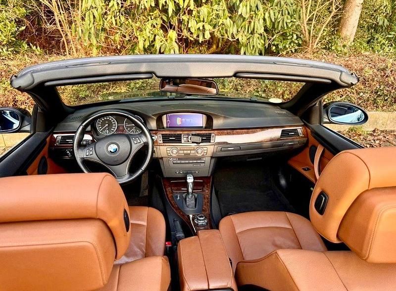 Gebraucht BMW 320 Cabriolet 177 PS (130 kW) 2008 Blau Cabrio