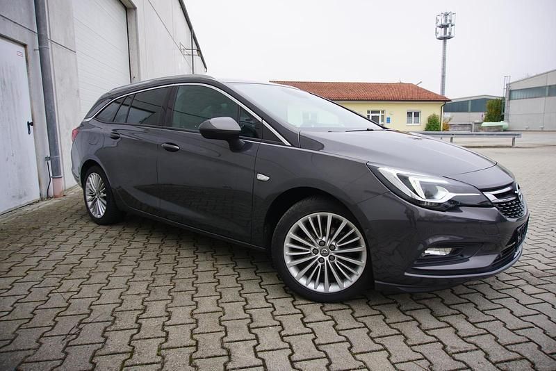 Plat.anthr./rogrey/0j:silbergr Gebraucht 2016 Opel Astra Kombi | 11.490 € (Fairer Preis) - Bild 1/4