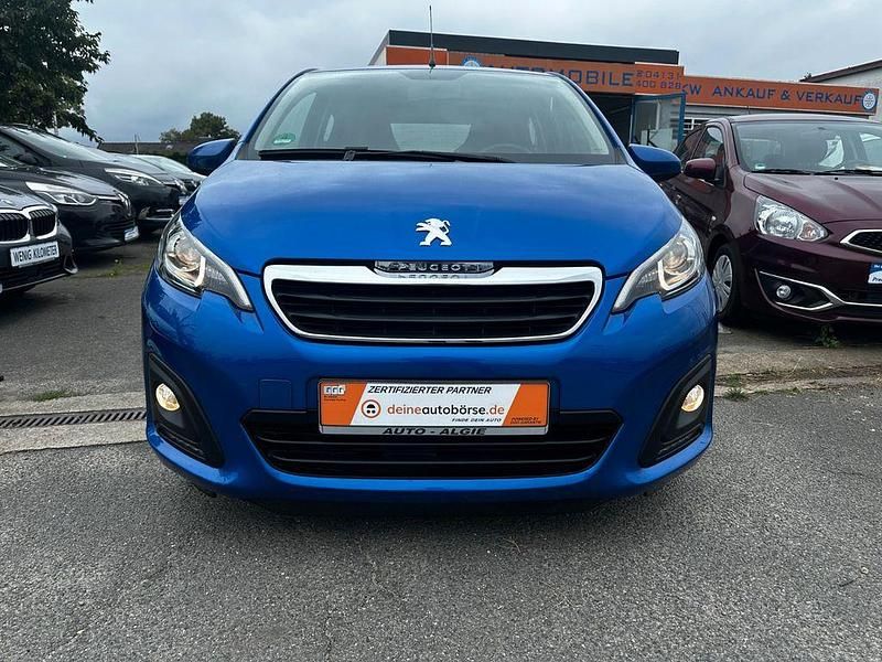 Gebraucht Peugeot 108 Active 72 PS (52 kW) 2021 Blau Kleinwagen