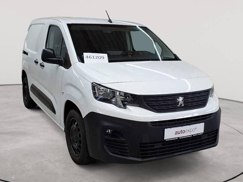 Schneeweiß Gebraucht 2020 Peugeot Partner Premium Van / Kleinbus | 14.290 € (Guter Preis) - Bild 1/4