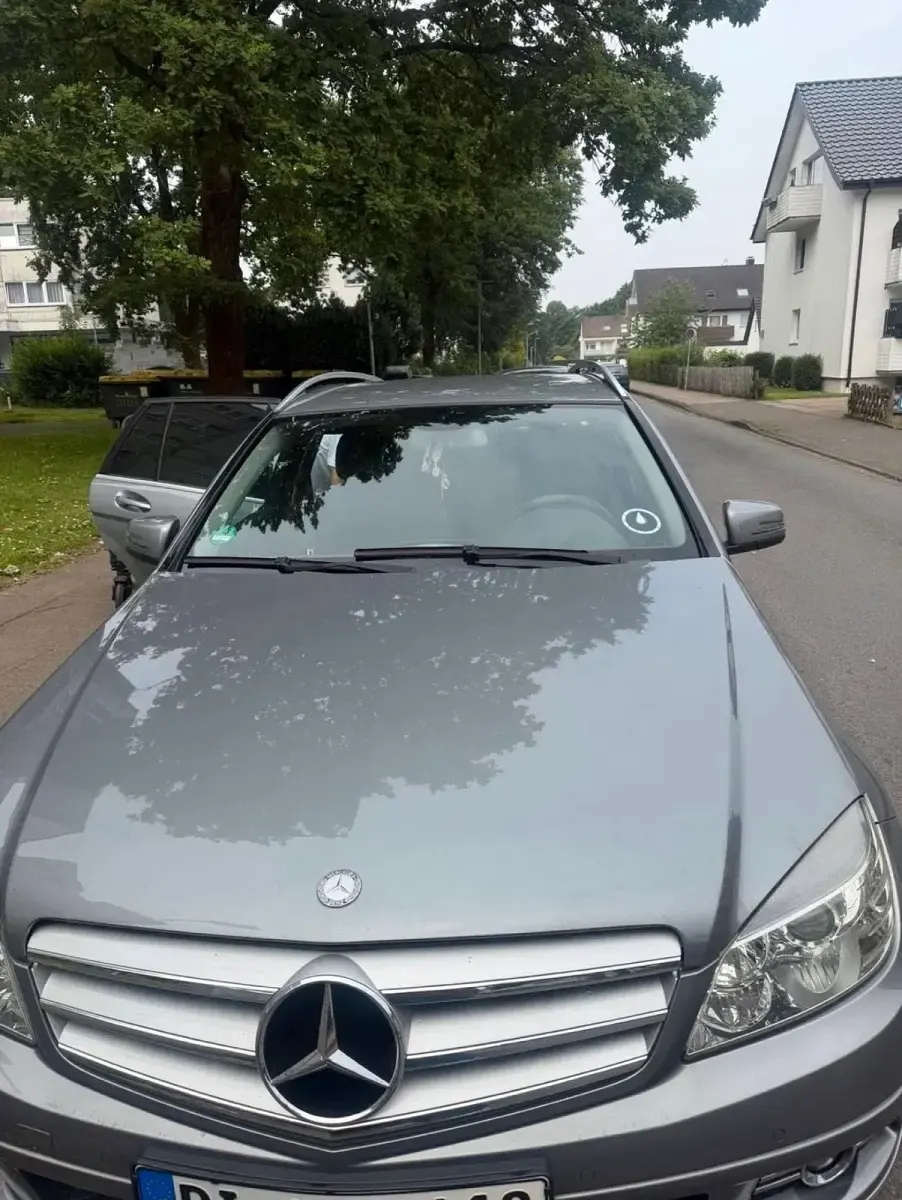 Gebraucht Mercedes 200 136 PS (100 kW) 2010 Grau Kombi