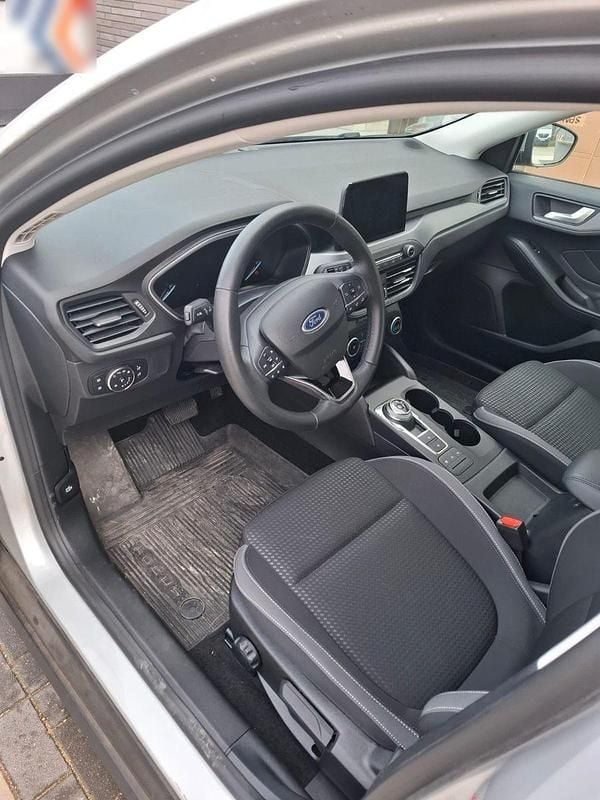 Gebraucht Ford Focus 120 PS (88 kW) 2022 Silber Kombi