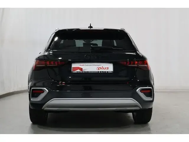 Gebraucht Audi A3 e-tron Ambiente 204 PS (150 kW) 2025 Mythosschwarz metallic Kleinwagen