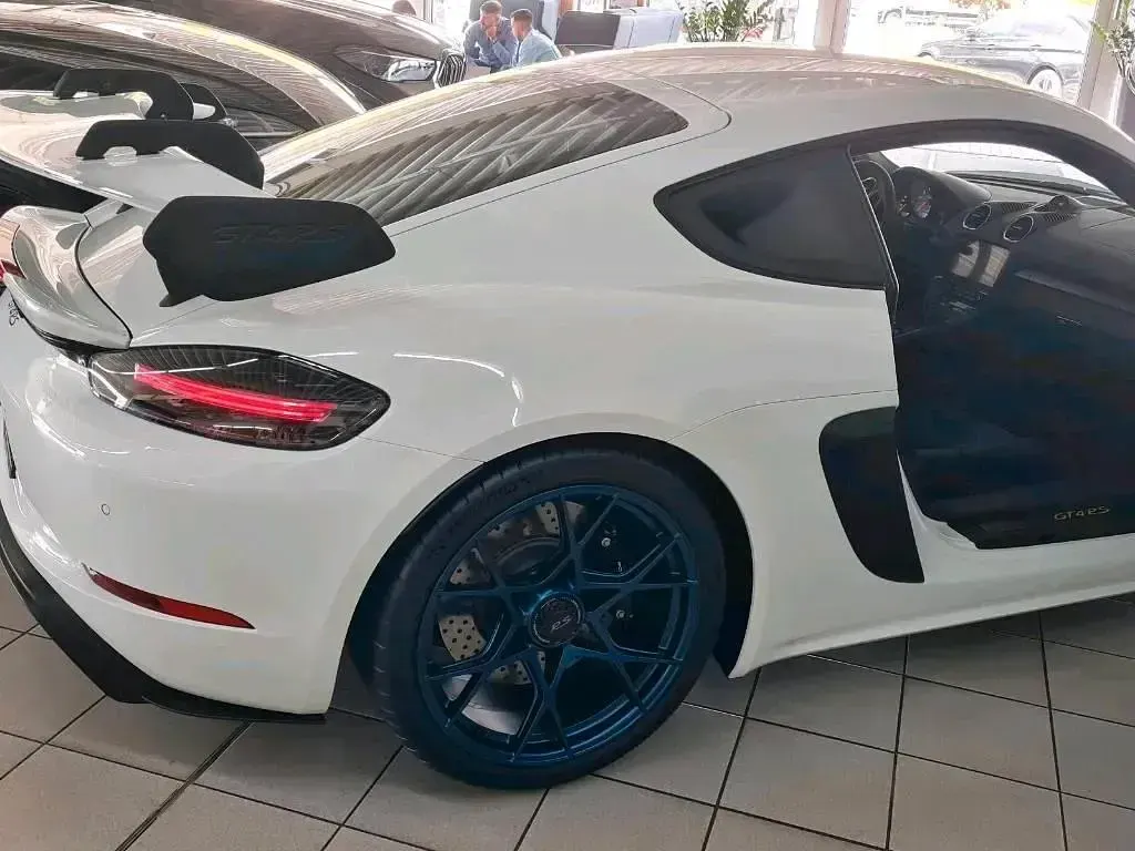 Gebraucht Porsche 718 500 PS (367 kW) 2025 Weiß Coupé