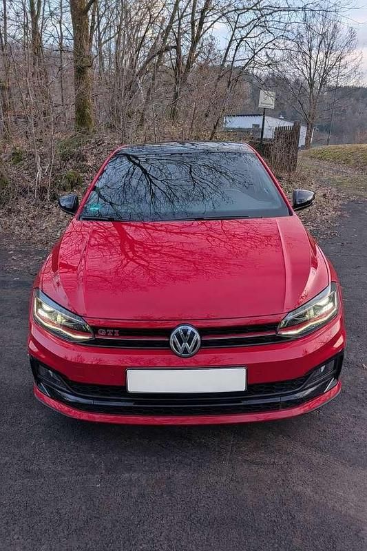 Rot Gebraucht 2019 VW Polo GTI Limousine | 21.990 € (Etwas zu teuer) - Bild 1/4