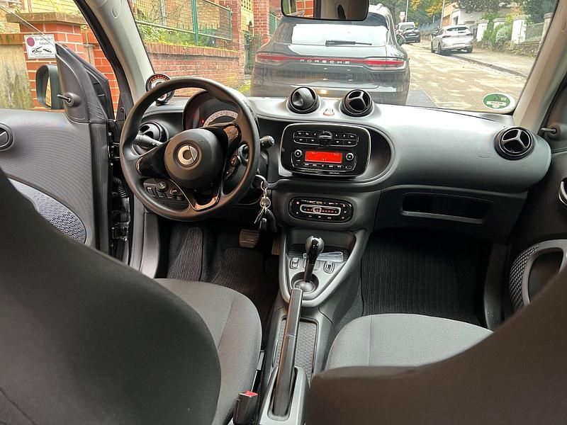 Gebraucht Smart ForTwo Coupé 60 kW (82 PS) 2021 Grau Coupé
