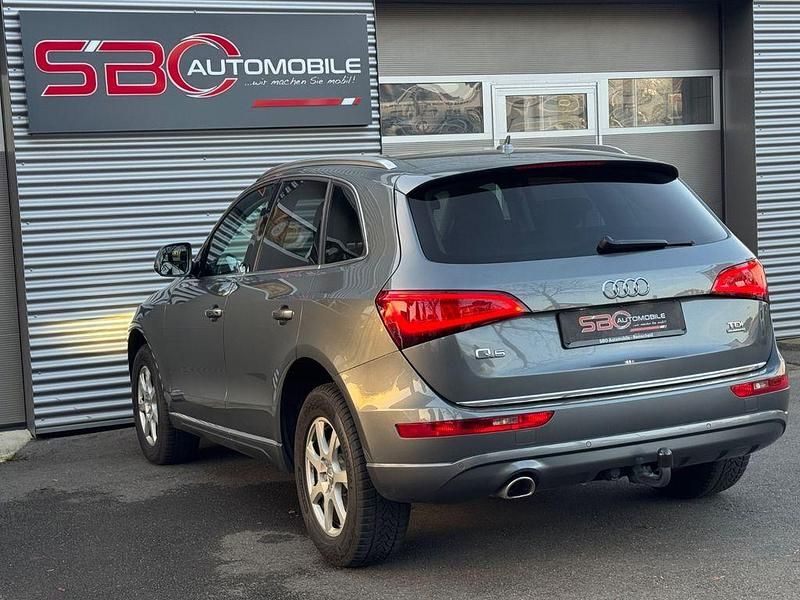 Gebraucht Audi Q5 Sport 163 PS (119 kW) 2017 Grau SUV