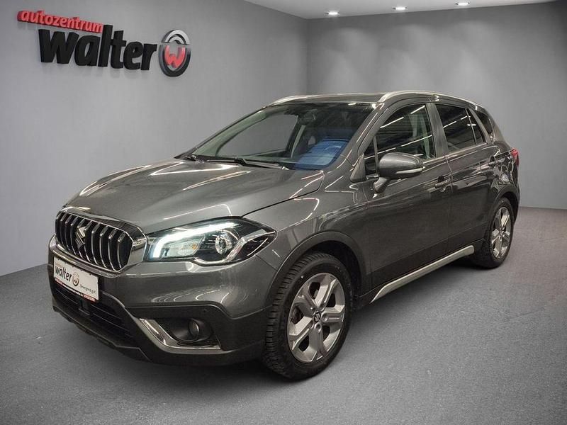 Grau Gebraucht 2021 Suzuki SX4 S-Cross Club SUV | 19.990 € (Teuer) - Bild 1/4