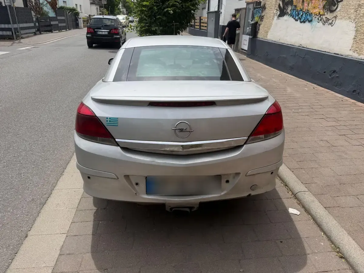 Gebraucht Opel Astra 125 PS (91 kW) 2006 Silber Cabrio