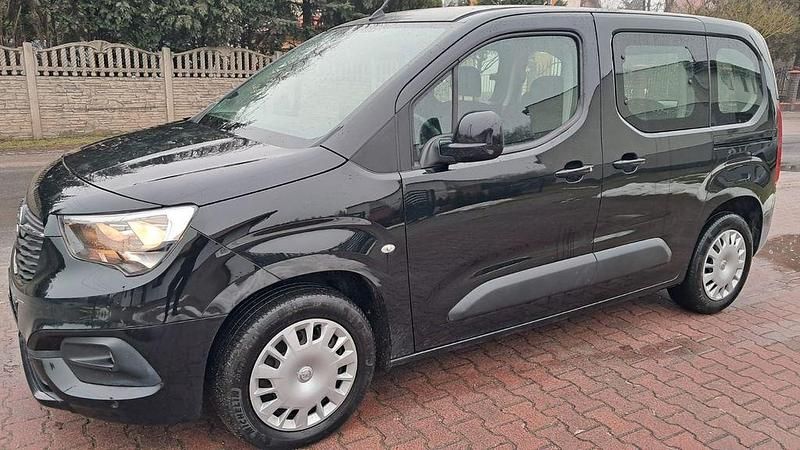 Gebraucht Opel Combo 105 PS (77 kW) 2020 Schwarz Van / Kleinbus