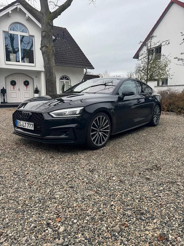 Schwarz Gebraucht 2017 Audi A5 S-Line Limousine | 23.300 € (Guter Preis) - Bild 1/4