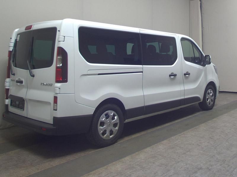 Gebraucht Renault Trafic 150 PS (110 kW) 2024 Unbekannt Van / Kleinbus
